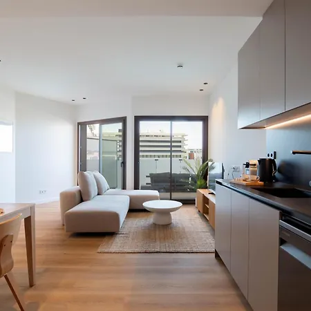 Mila Aparthotel 3*
