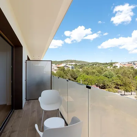 Mila Aparthotel