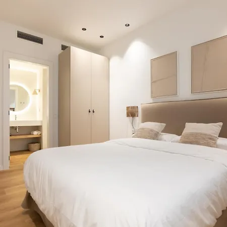 Mila Aparthotel